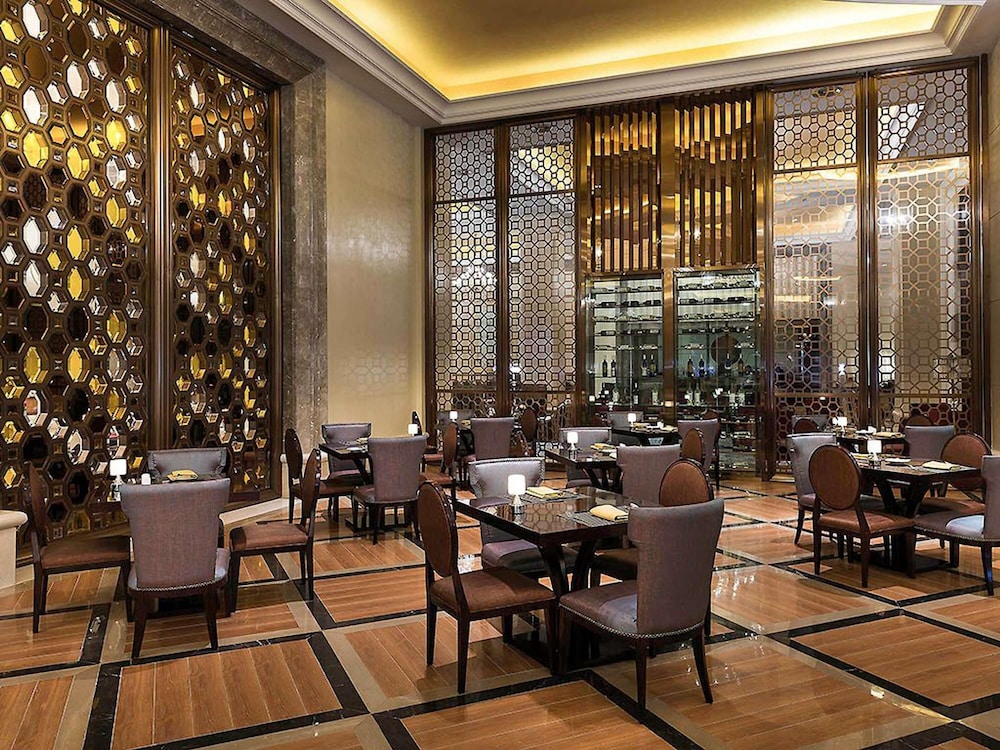 Pullman Tangshan Hotel 33/49