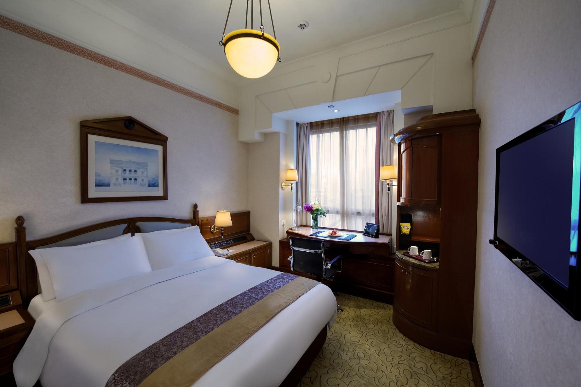 Room, Double or Twin Bed, Business Floor