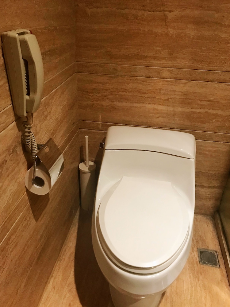 Shanghai ZiYuan Service Apartment 36/61