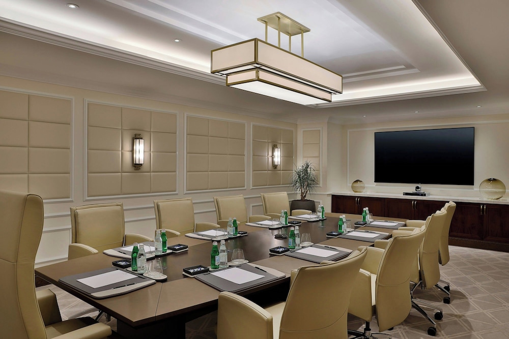 The Ritz-Carlton, Amman 39/50