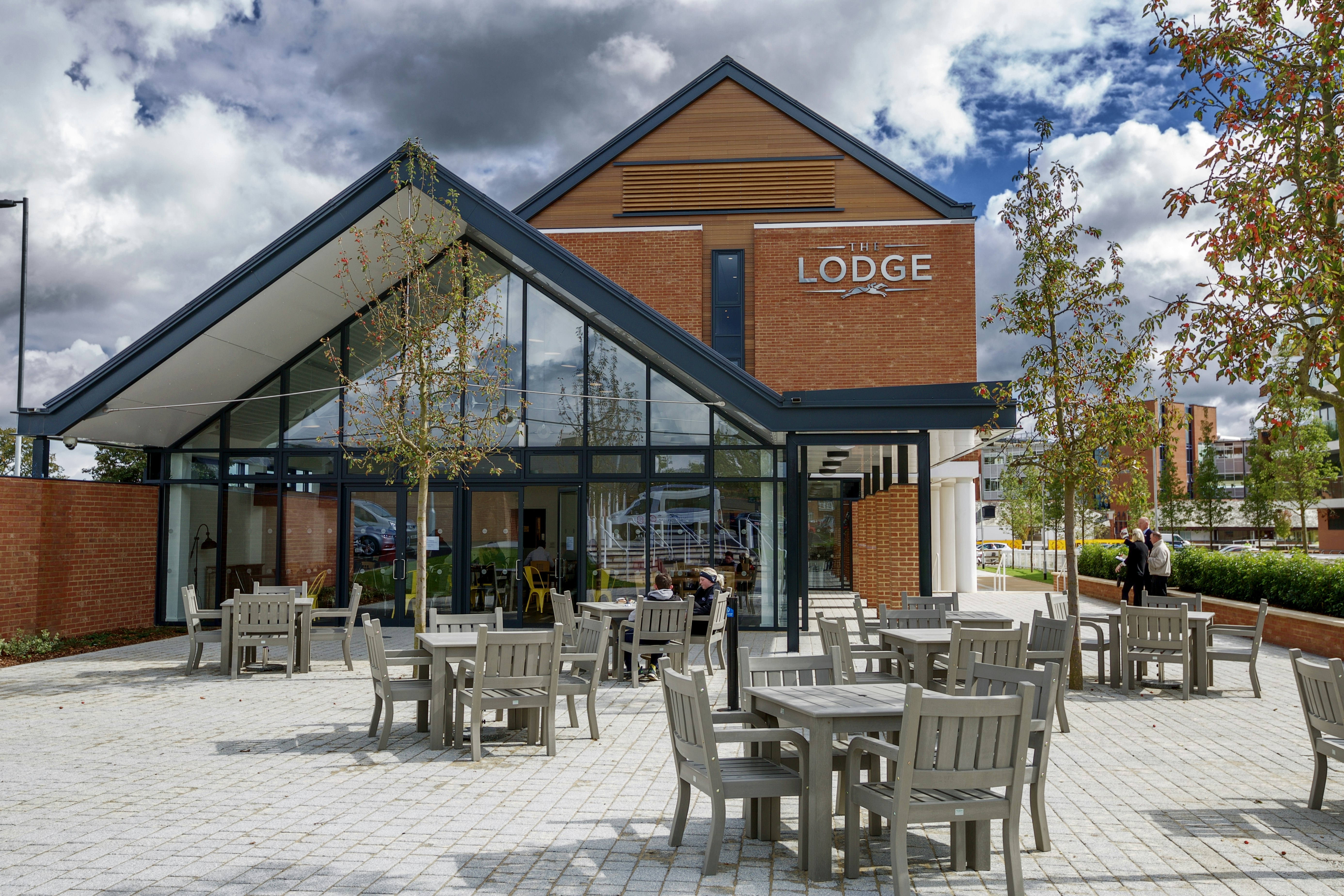 The Lodge 22/25