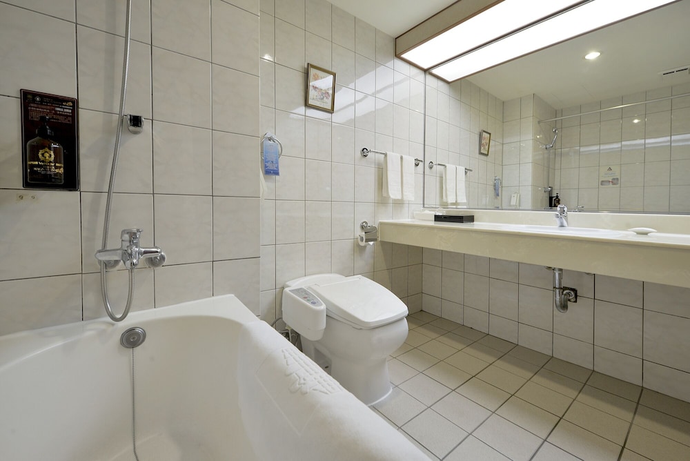Le Midi Hotel Jungli 27/27