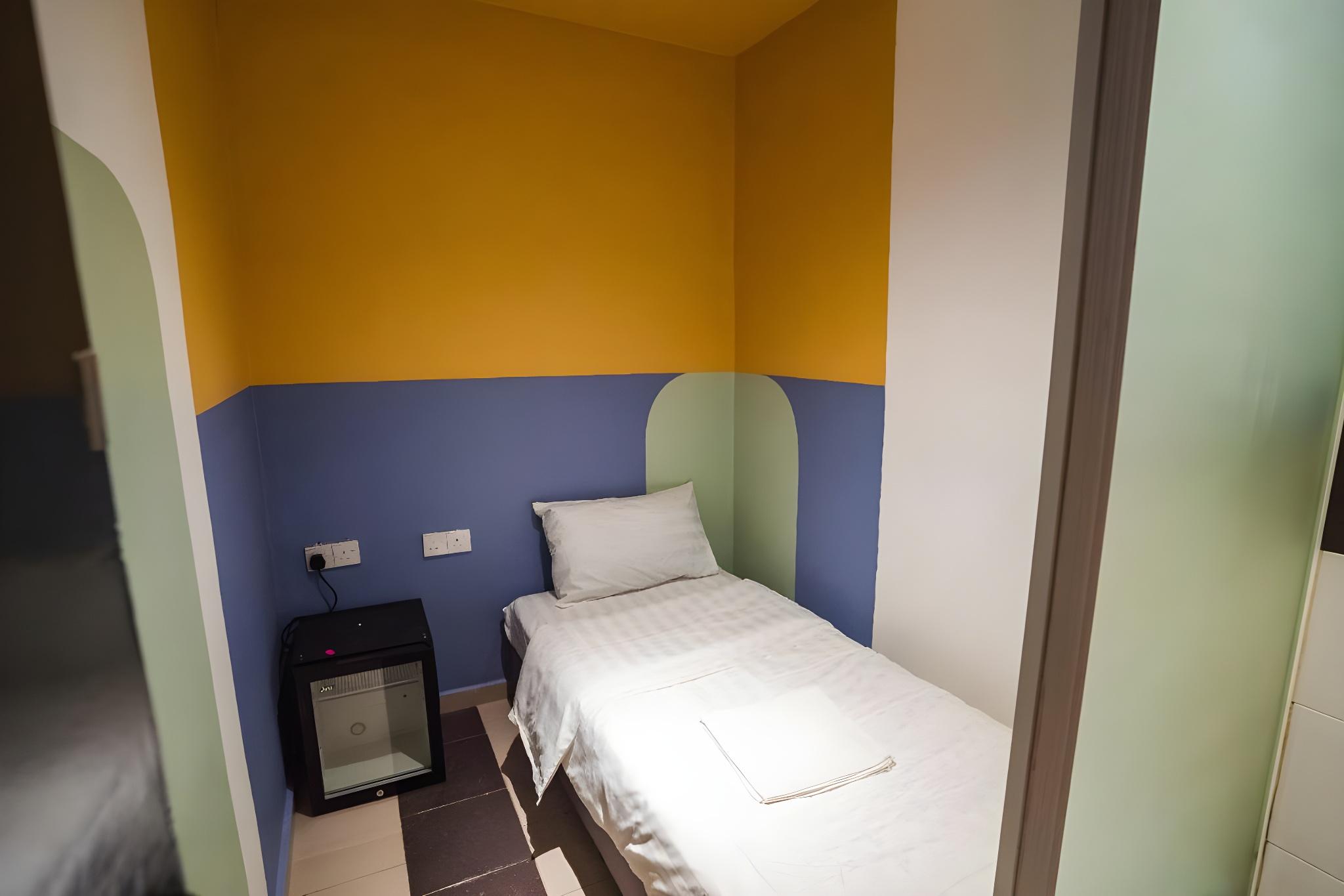 Room, Single, No Window