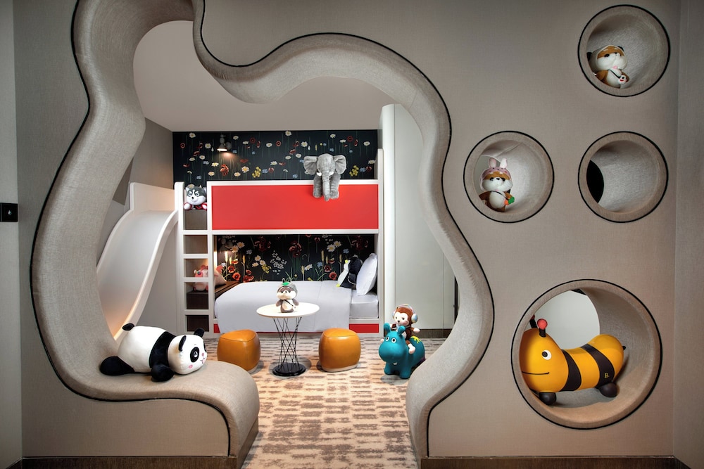 Crowne Plaza Wuzhen 8/71