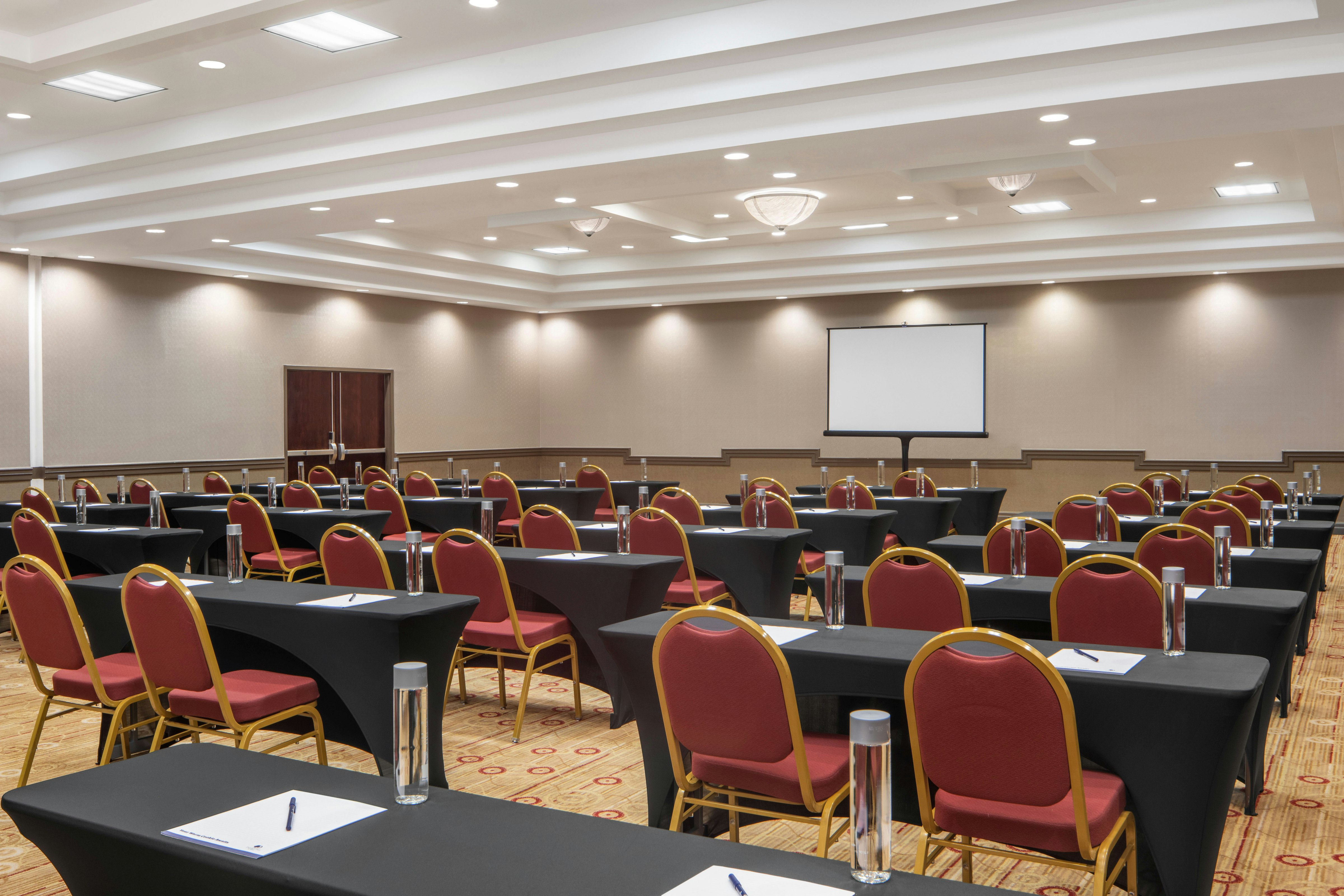 DoubleTree by Hilton Hotel Newark Airport 51/68