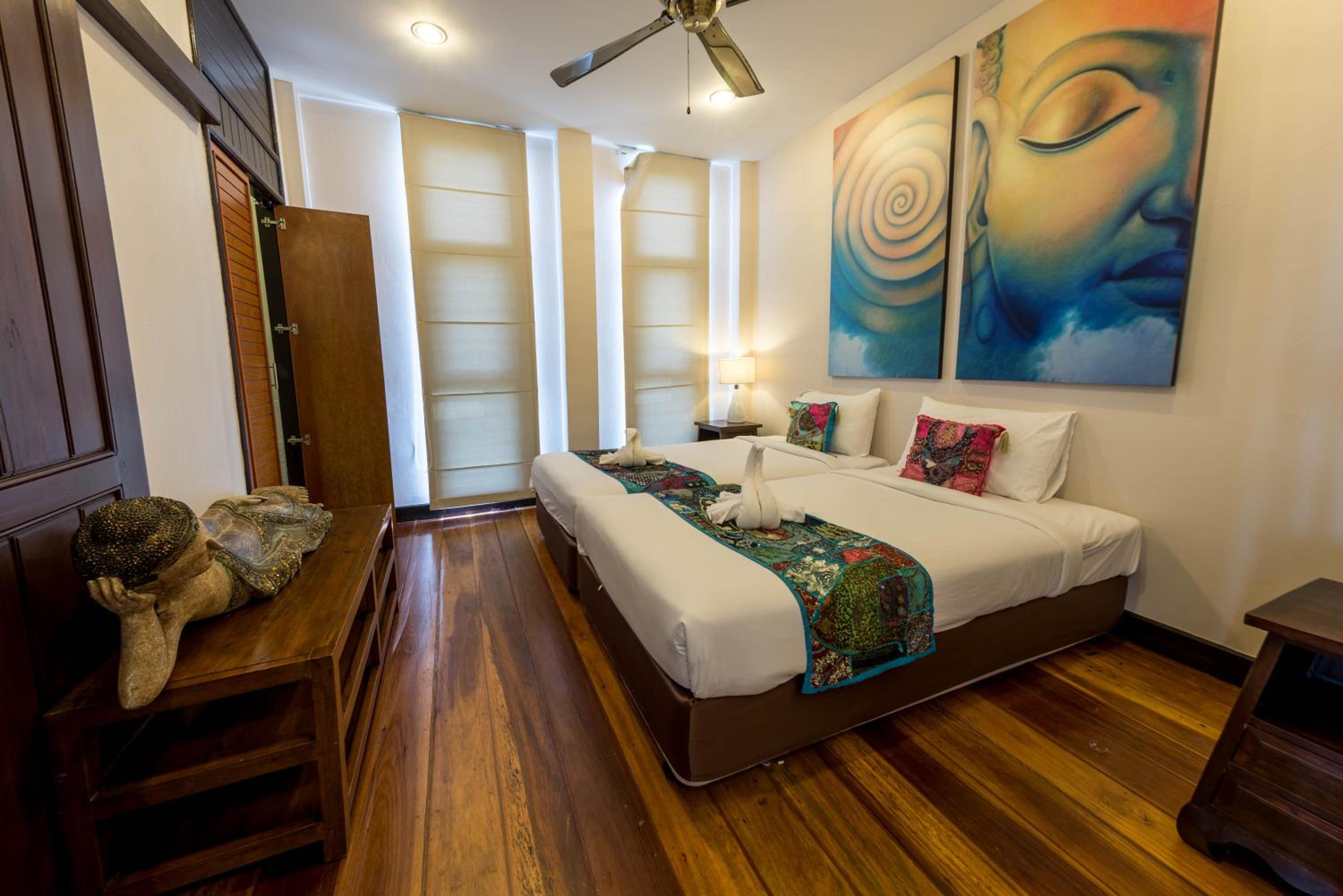 2 Bedrooms, Sunset, Penthouse