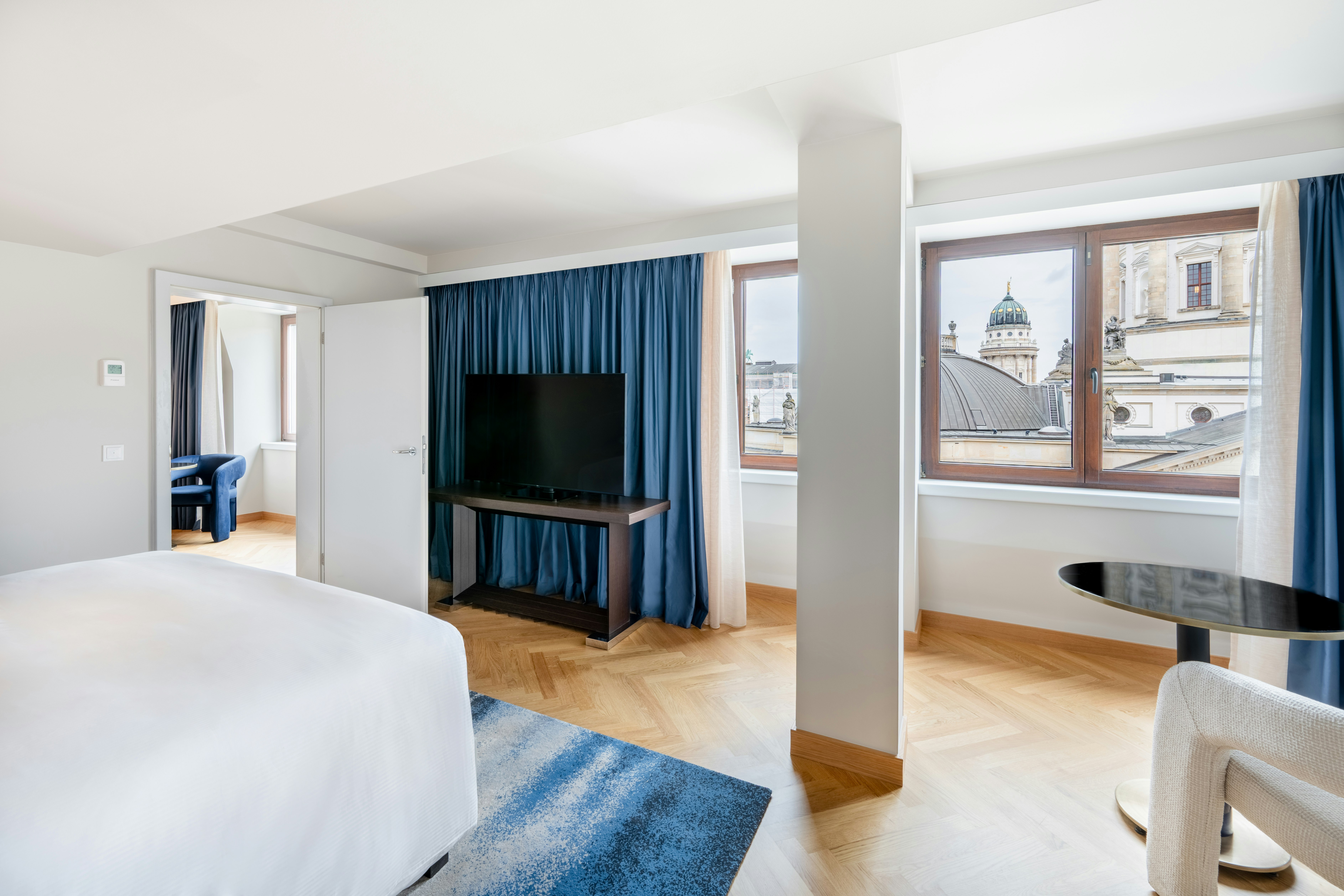 Junior Suite, Executive, Dome View