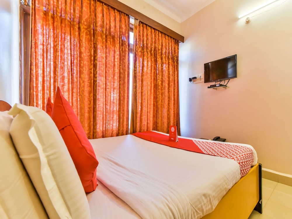 Oyo 2863 Hotel 4 Pillar's 6/15