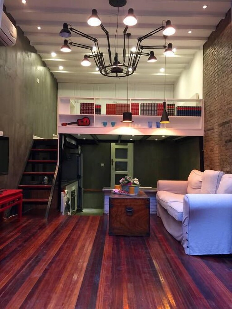 Jy Distributed Theme Hotel Apartment 26/71