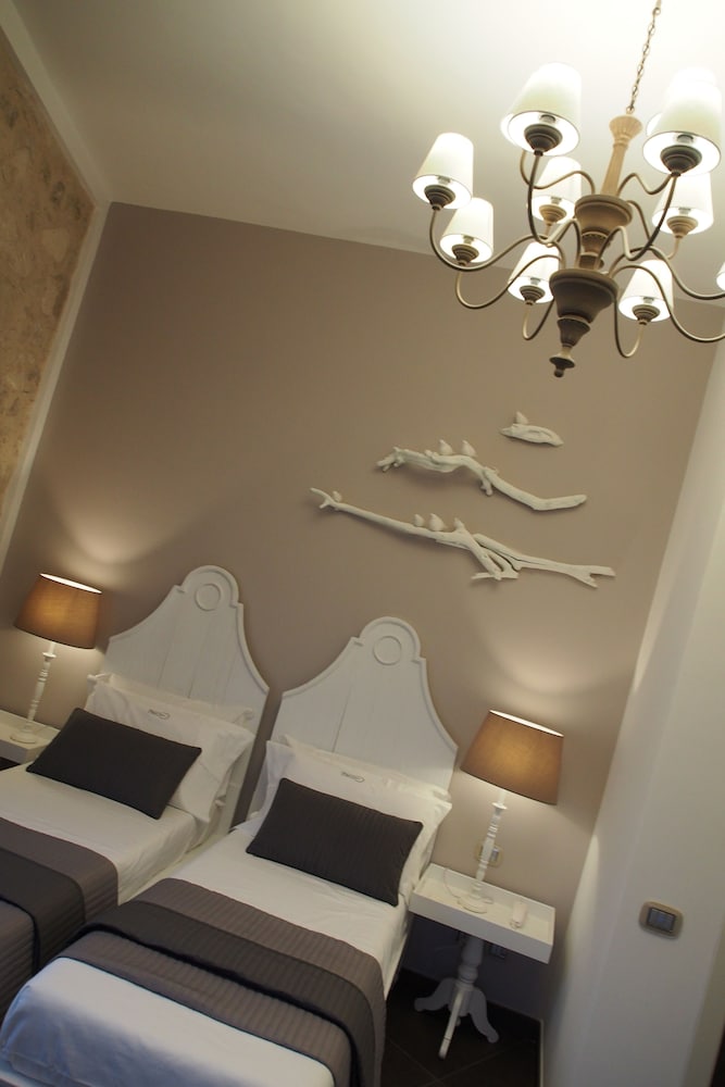 Terrazzani Suite 13/44