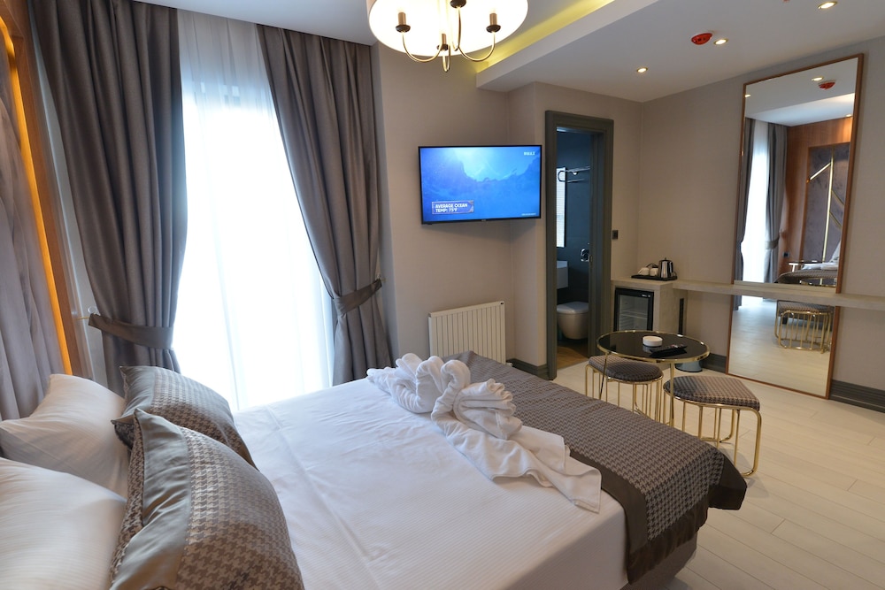 Santra Hotel 8/33