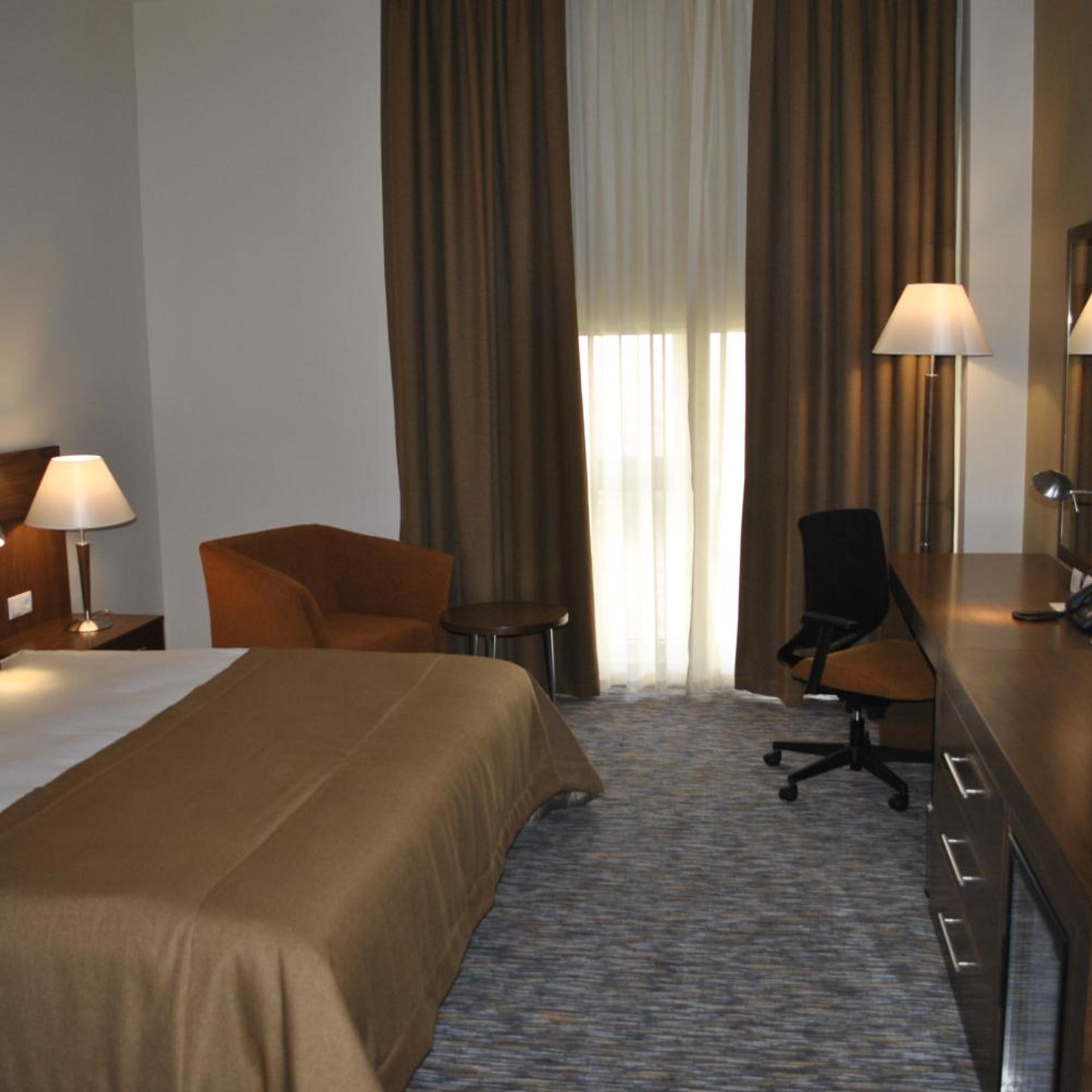 Kurmick Maysan Hotel 24/66