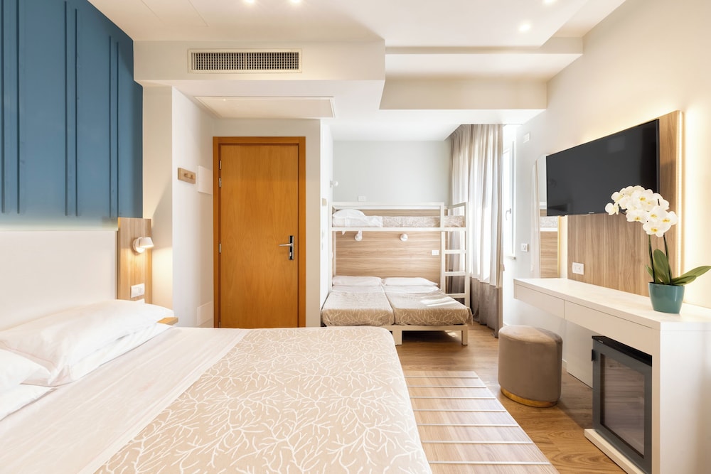 Hotel Gemma 12/50