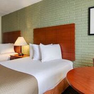 Best Western Hendersonville Inn 17/45