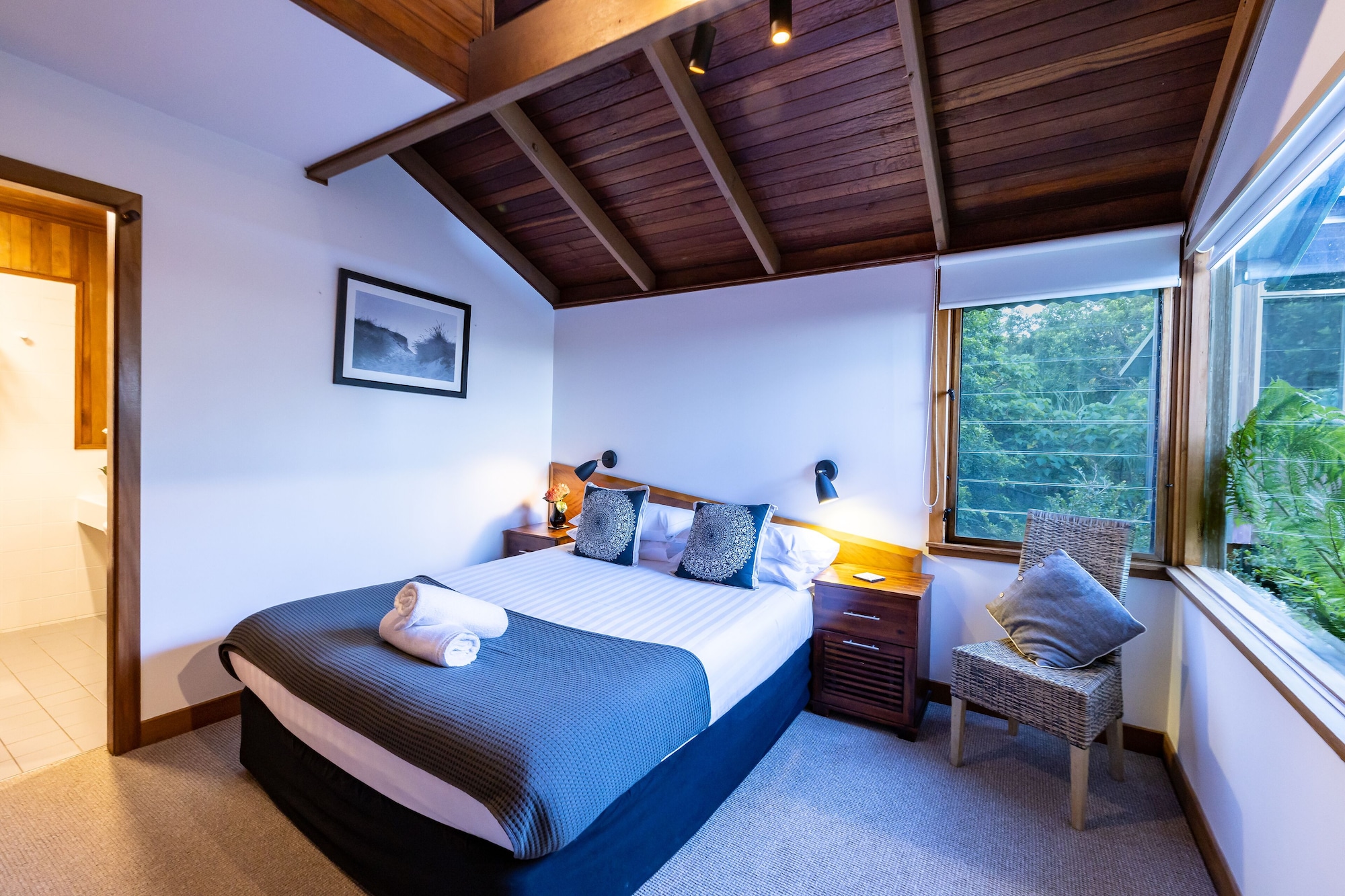 Tree Top, House, King Bed، The Oasis Apartments and Treetop Houses 2/6