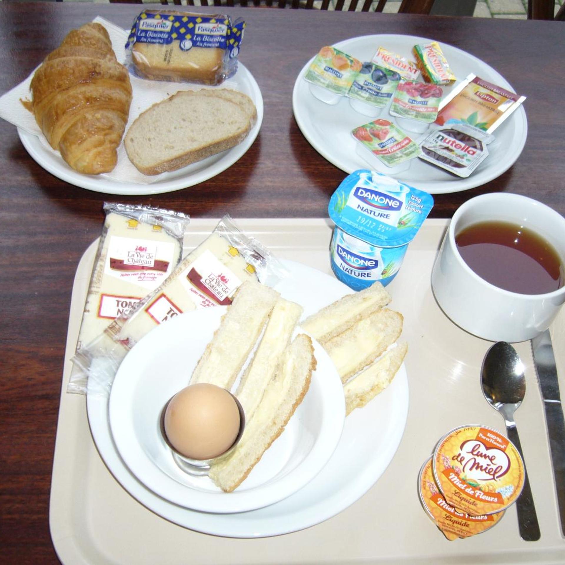 EGG HOTEL - HOTEL LES GENS DE MER Dieppe 32/48