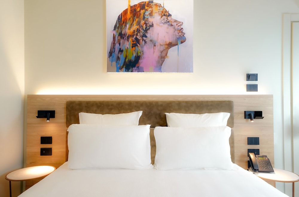 Bergamo Inn 21 21/29