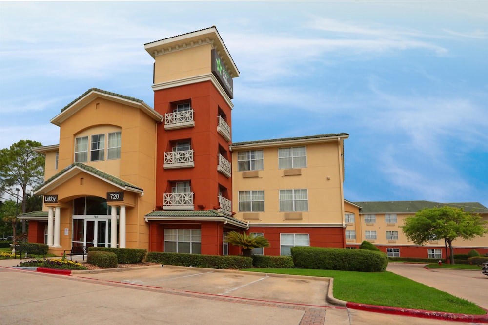 Lonestar Suites 1/40