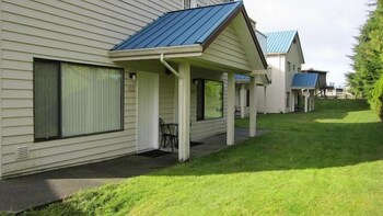 Whale s Tail Guest Suites 30/33