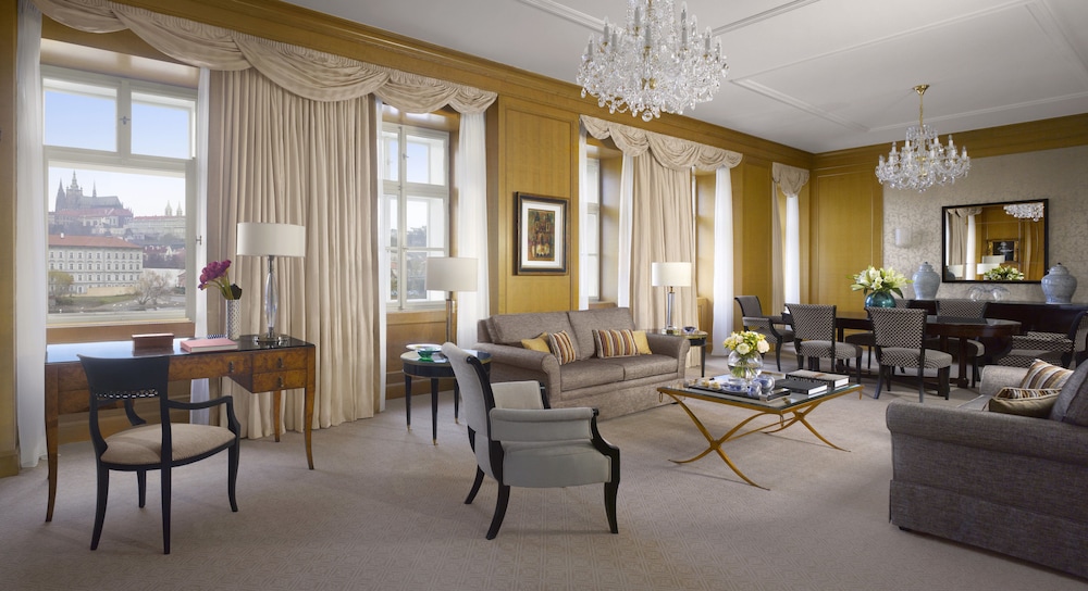 Four Seasons Hotel Prague 41/47