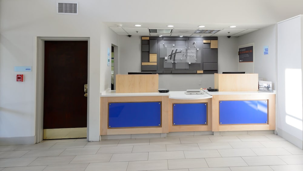 Holiday Inn Express Hillsborough Durham Area, an IHG Hotel 9/47