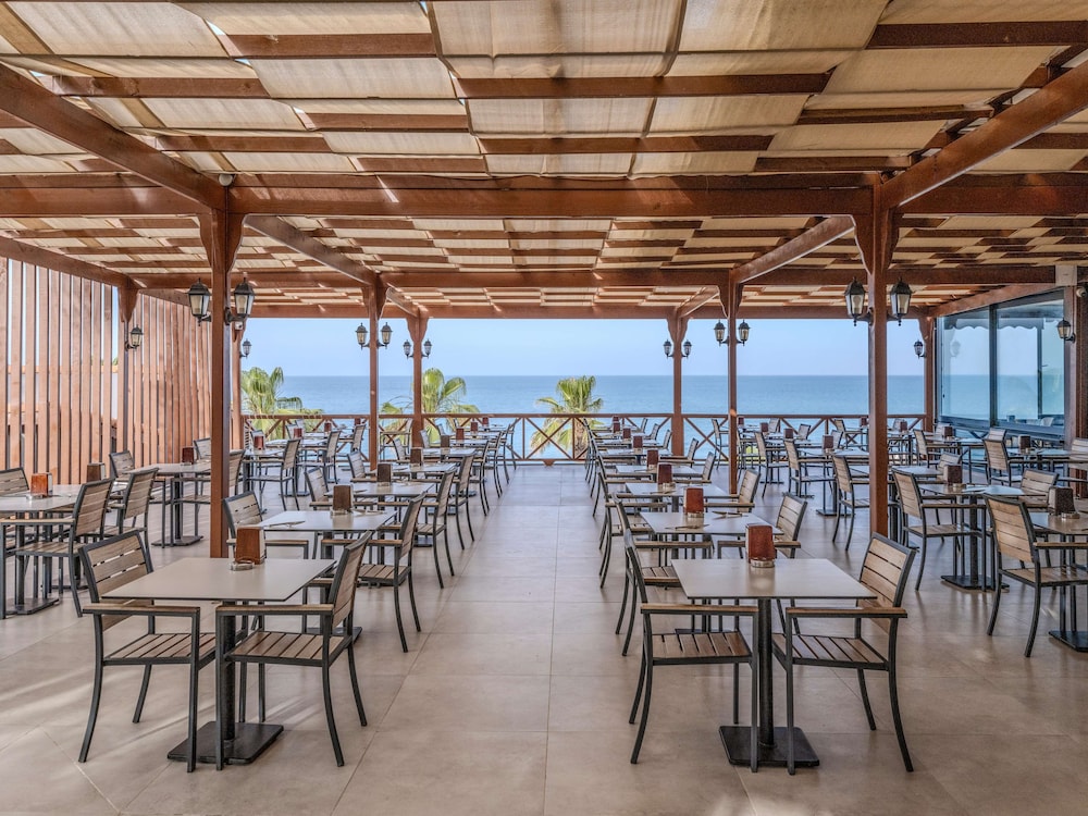 Adora Calma Beach Hotel - Adults Only 36/50