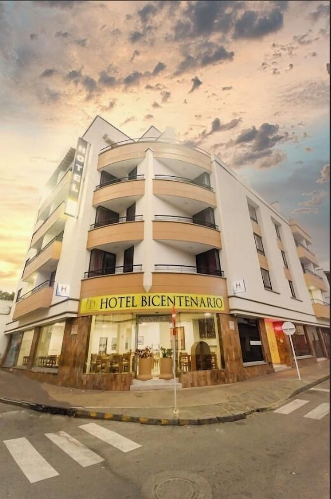Hotel Bicentenario Rionegro 1/23