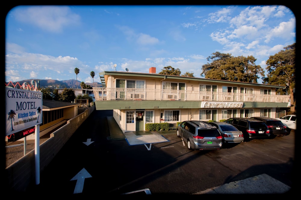 Crystal Lodge Motel 42/47