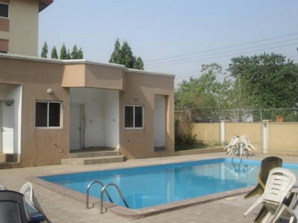 Gombe Jewel Hotel 13/14