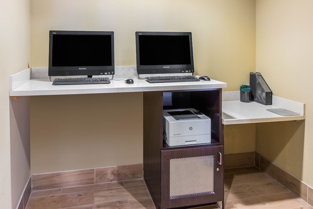 La Quinta Inn And Suites Carlsbad 43/59