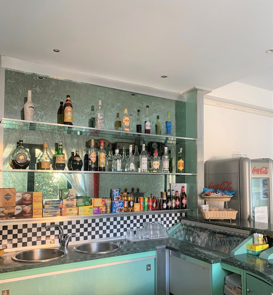 Albergo Moderno 2/33