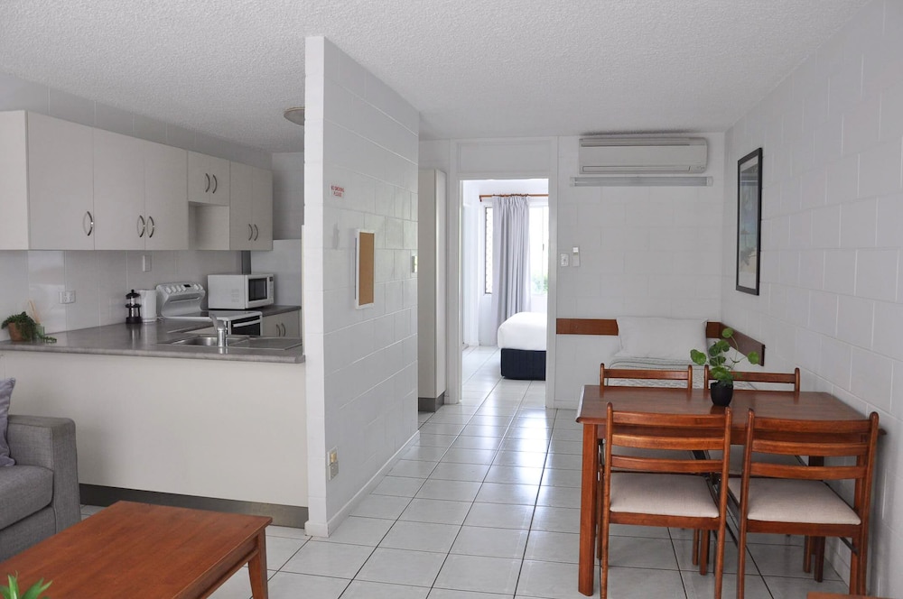 Palm Waters Holiday Villas 19/32