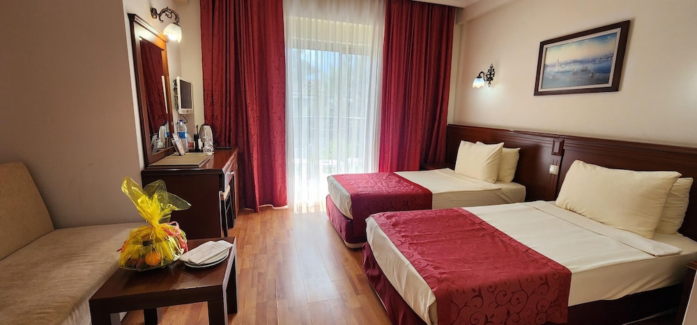 Astoria Hotel 19/52