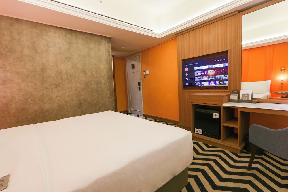 Premier, Superior, King Bed