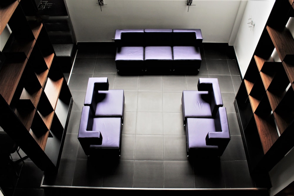 Lelux Hotel 48/52