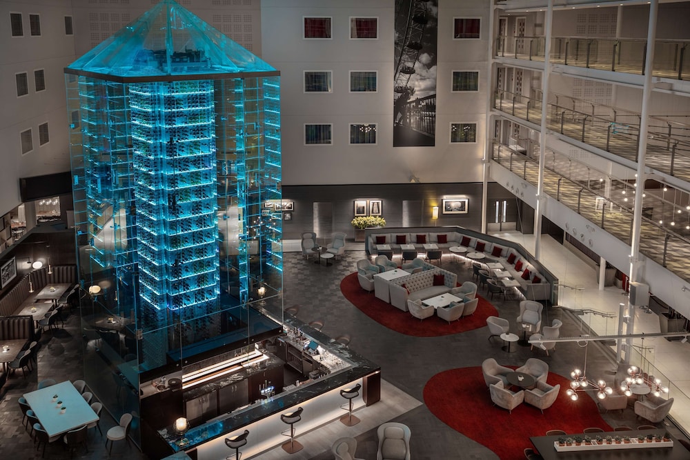 Radisson Blu Hotel London Stansted Airport 63/68