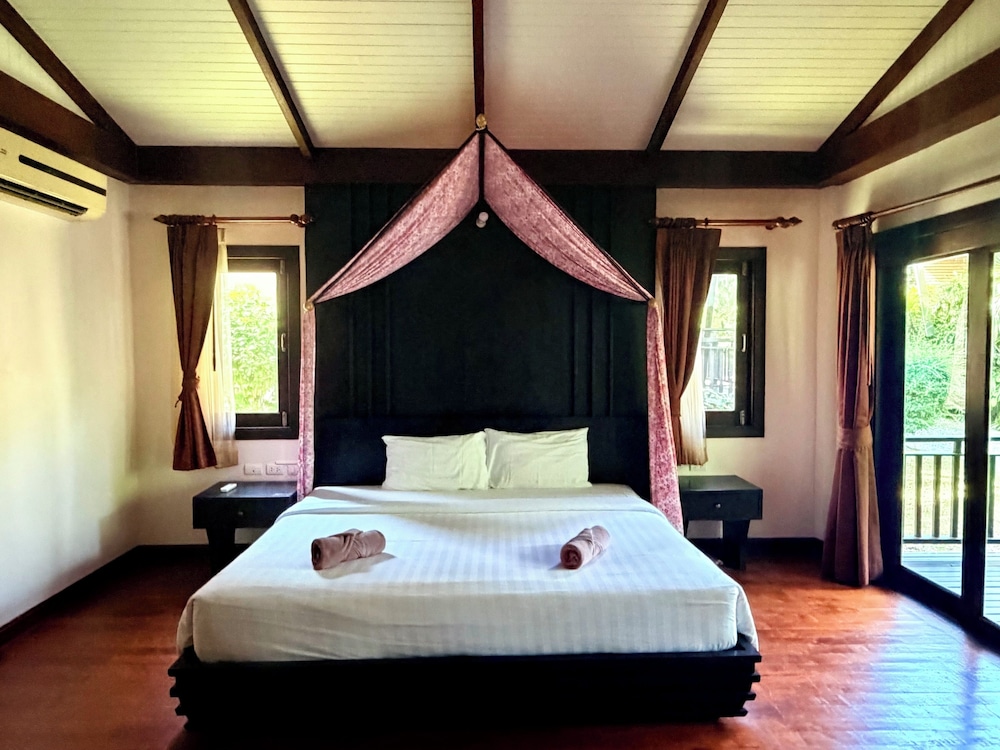 Aonang Phu Petra Resort 18/75