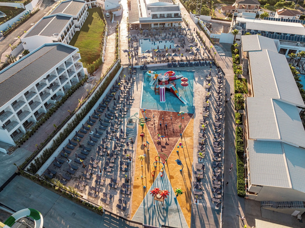 Caretta Paradise Resort & WaterPark 60/86