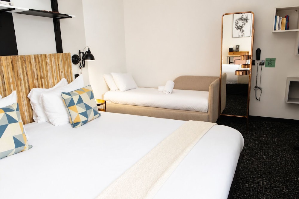 Madrigal Hotel Paris 19/47