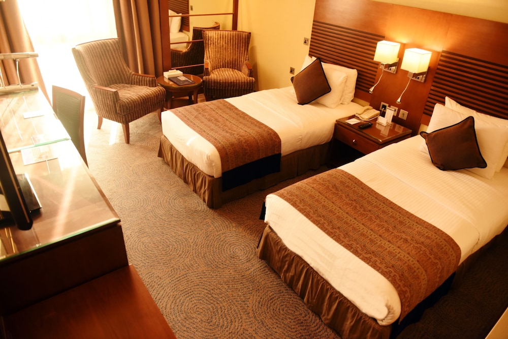 Golden Tulip Bahrain 30/78