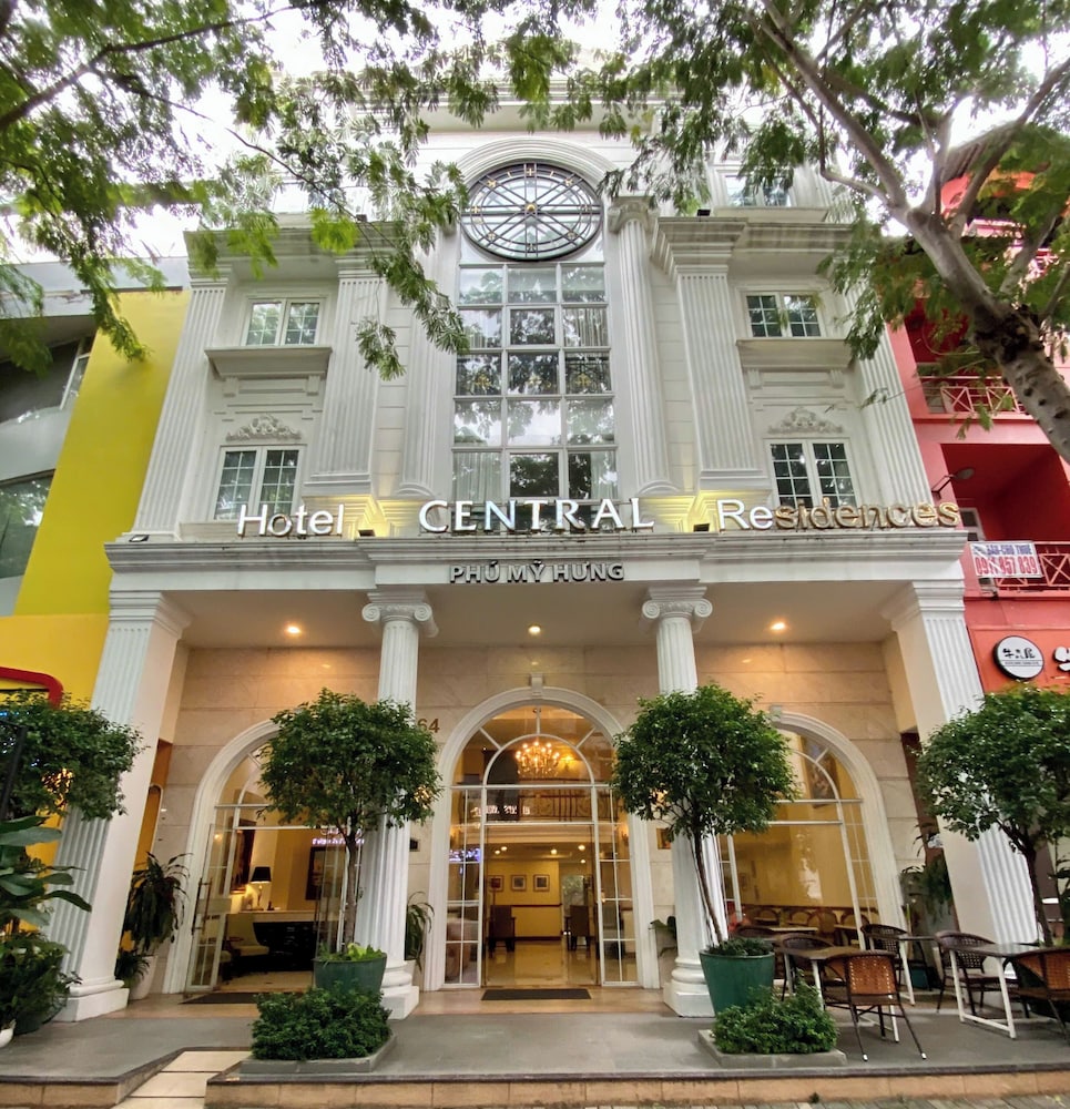 Central Hotel and Residences 2/50