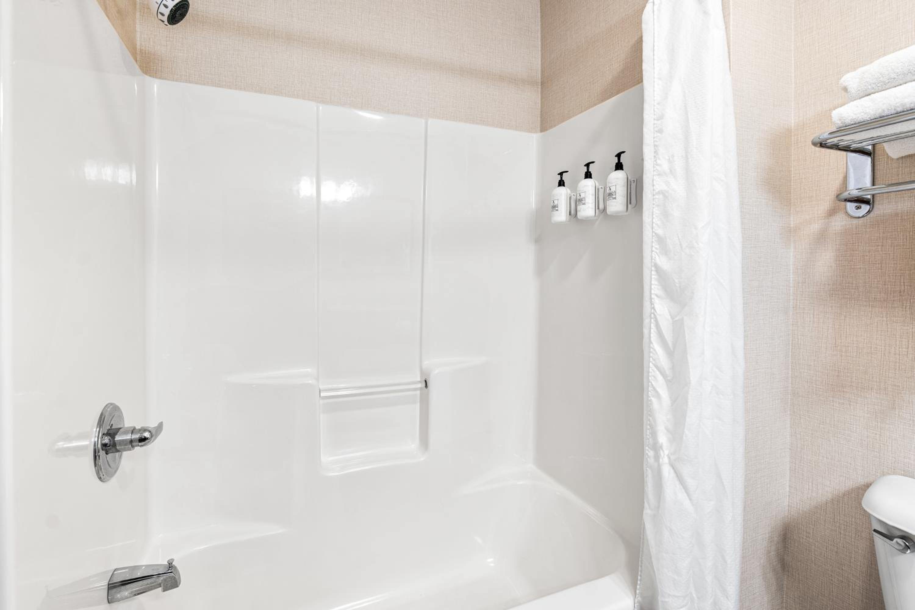 جناح بسرير كينج، Boarders Inn Amp Suites 5/10