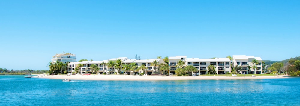 CULGOA POINT BEACH RESORT 68/72