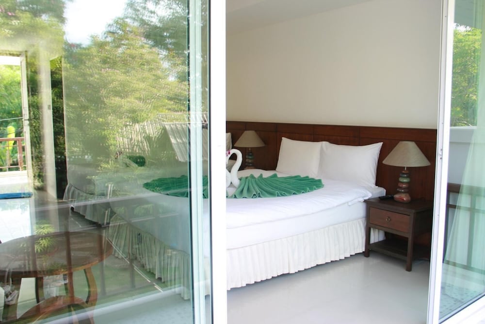 Kirati Beach Resort 15/40