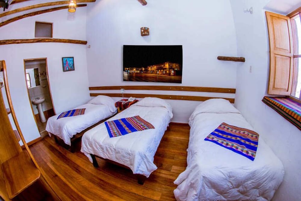 Hostal El Grial 29/53