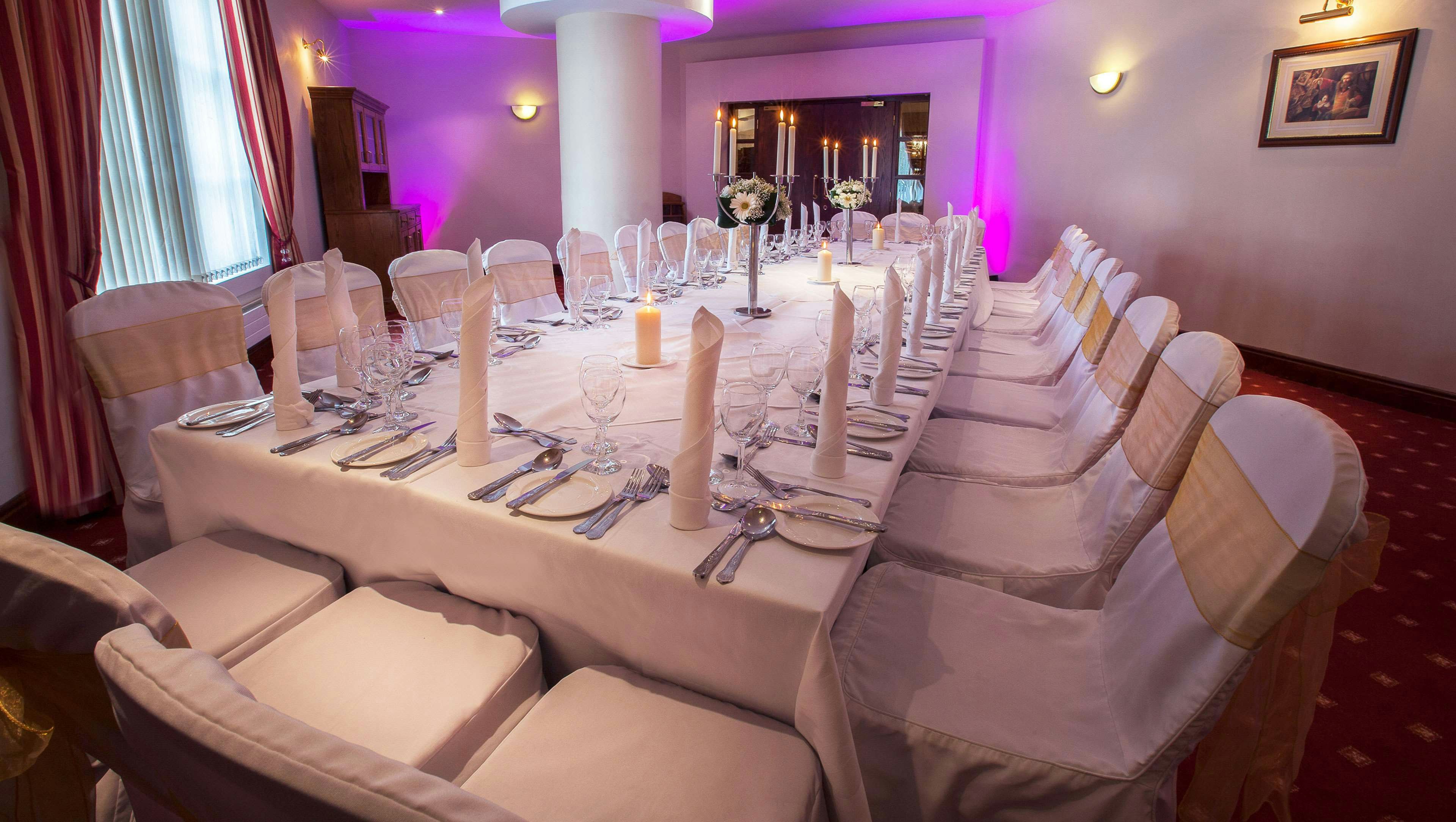 ARDBOYNE HOTEL 25/38