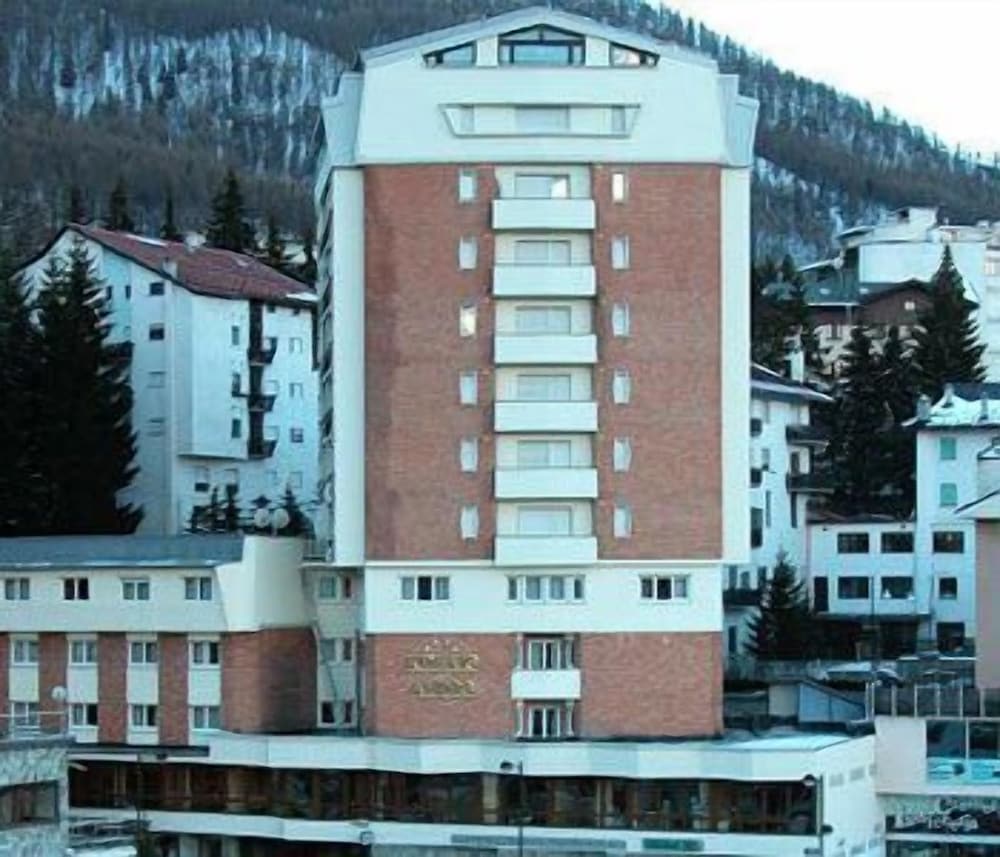 Relais des Alpes 1/44