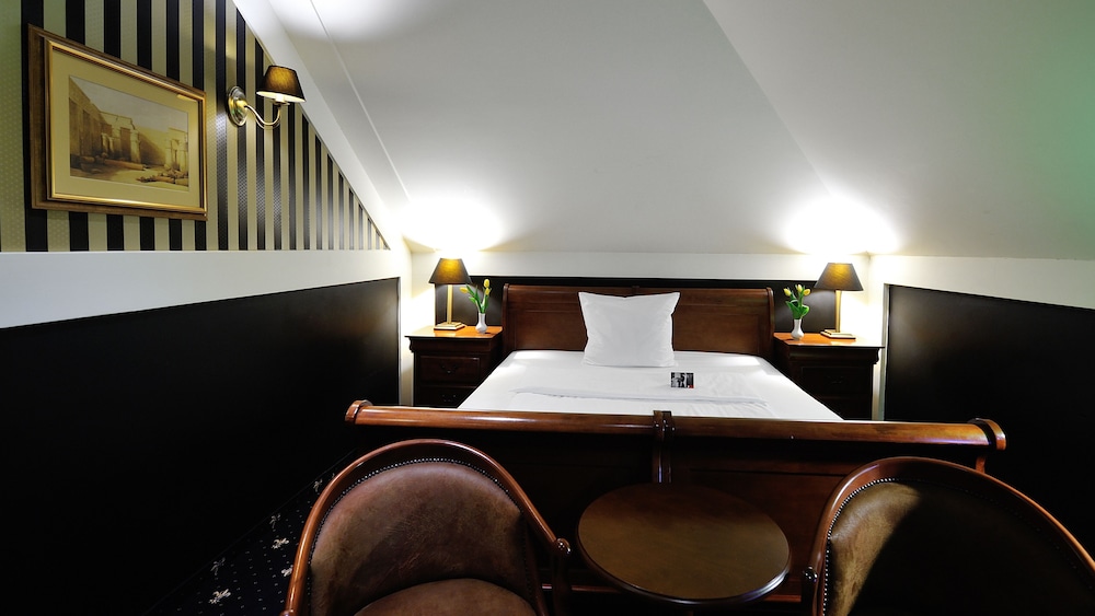 Hotel Diament Bella Notte Katowice Chorzow 64/72