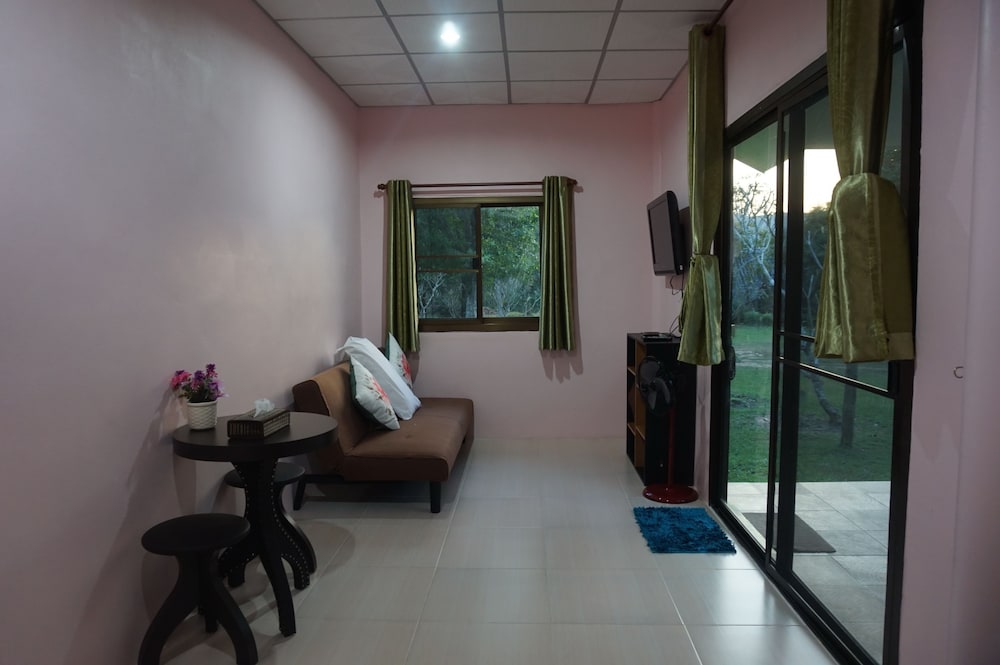 Kwainoy Riverpark & Resort 40/64