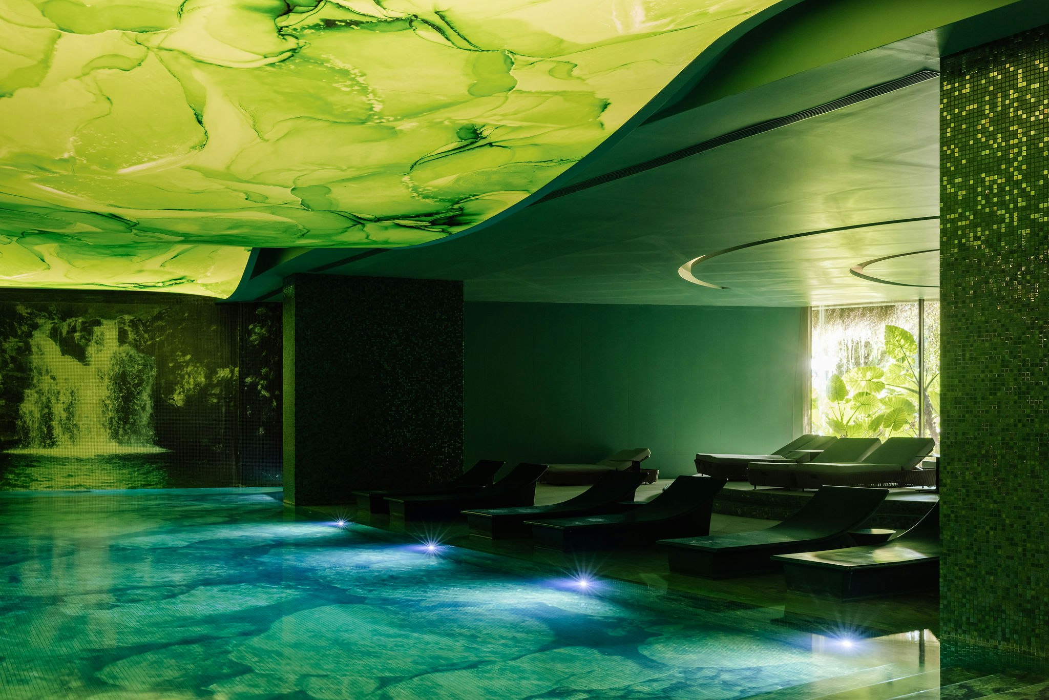 The Reserve by Savoy Signature 40/65